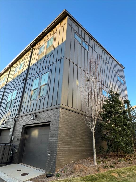 903 Brees Court