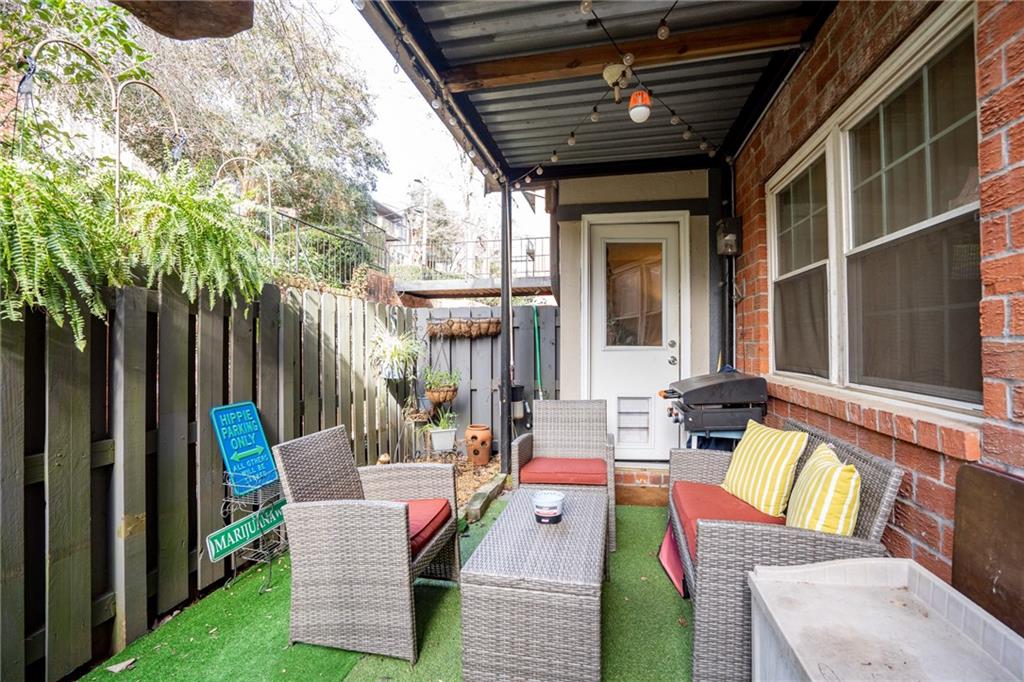 6851 Roswell Road Unit F15
