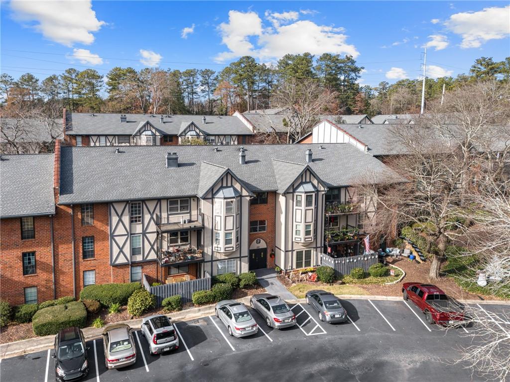 6851 Roswell Road Unit F15