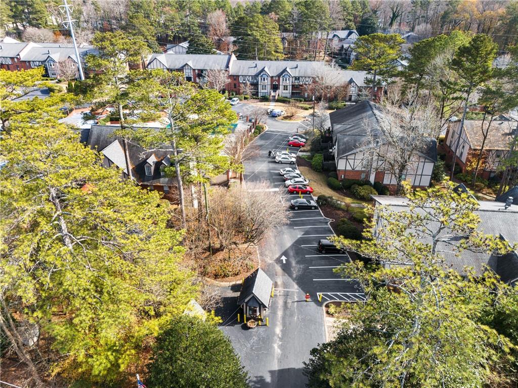 6851 Roswell Road Unit F15