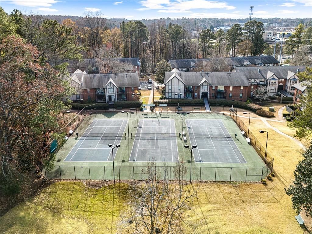 6851 Roswell Road Unit F15
