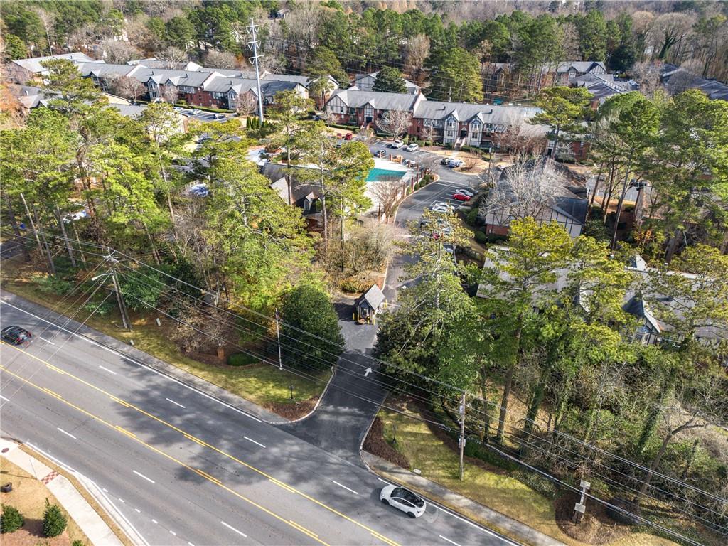 6851 Roswell Road Unit F15