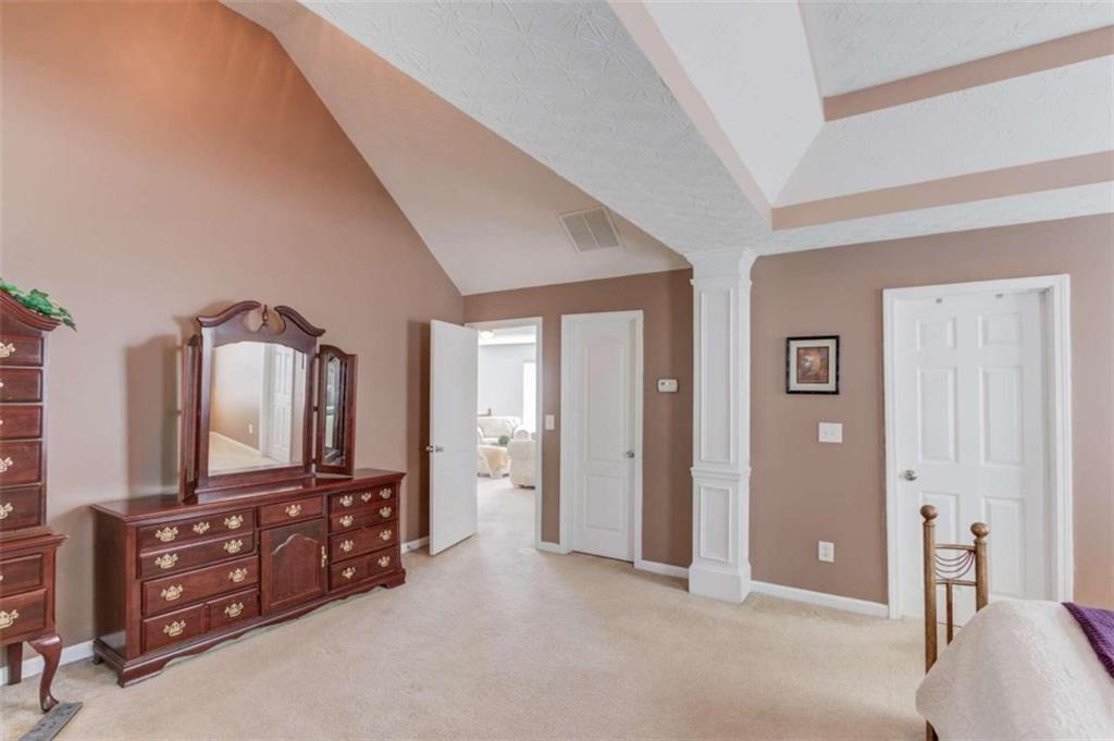 2806 Spence Ct
