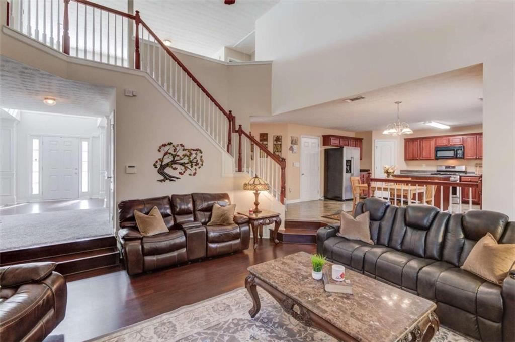 2806 Spence Ct