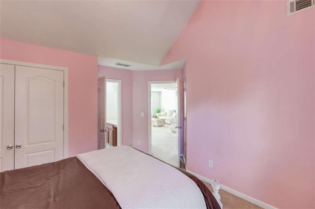 2806 Spence Ct