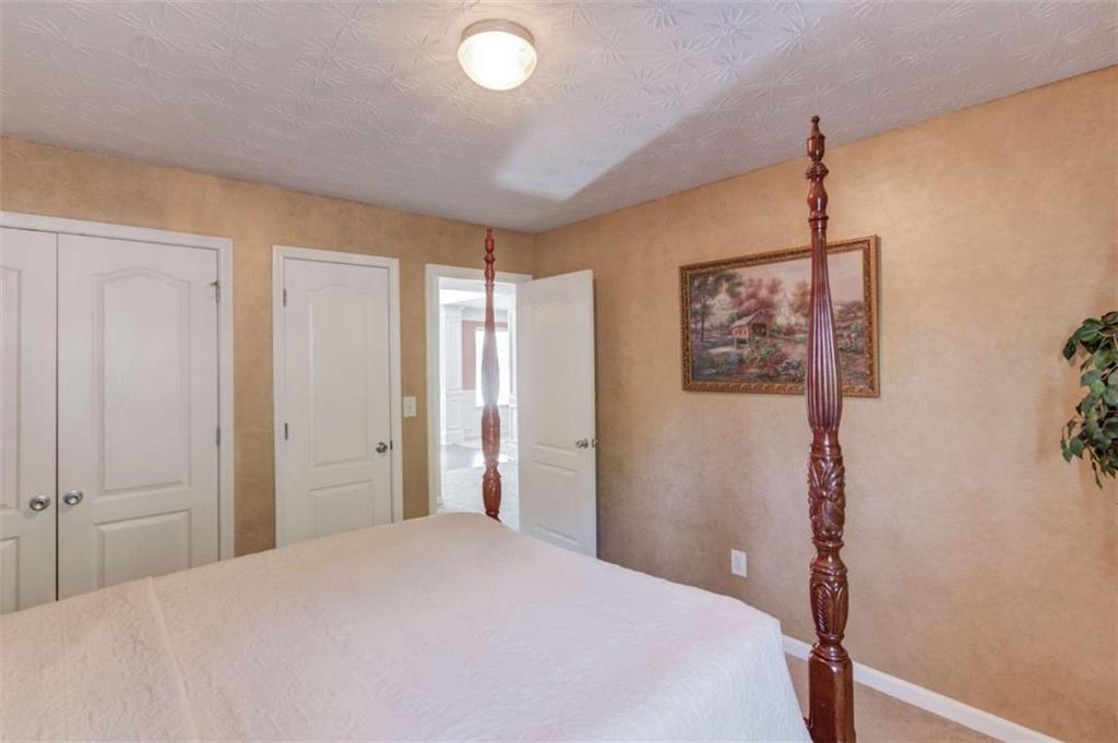 2806 Spence Ct