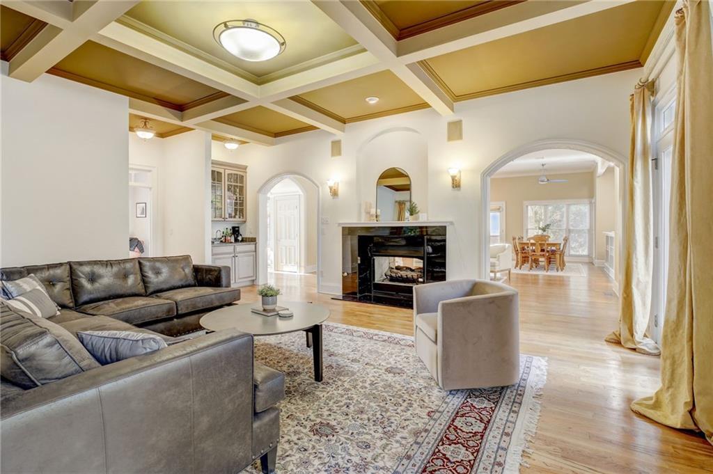 1968 Grace Arbor Court NE
