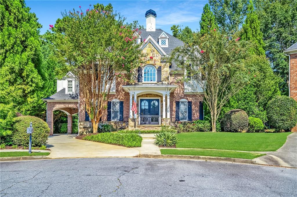 1968 Grace Arbor Court NE