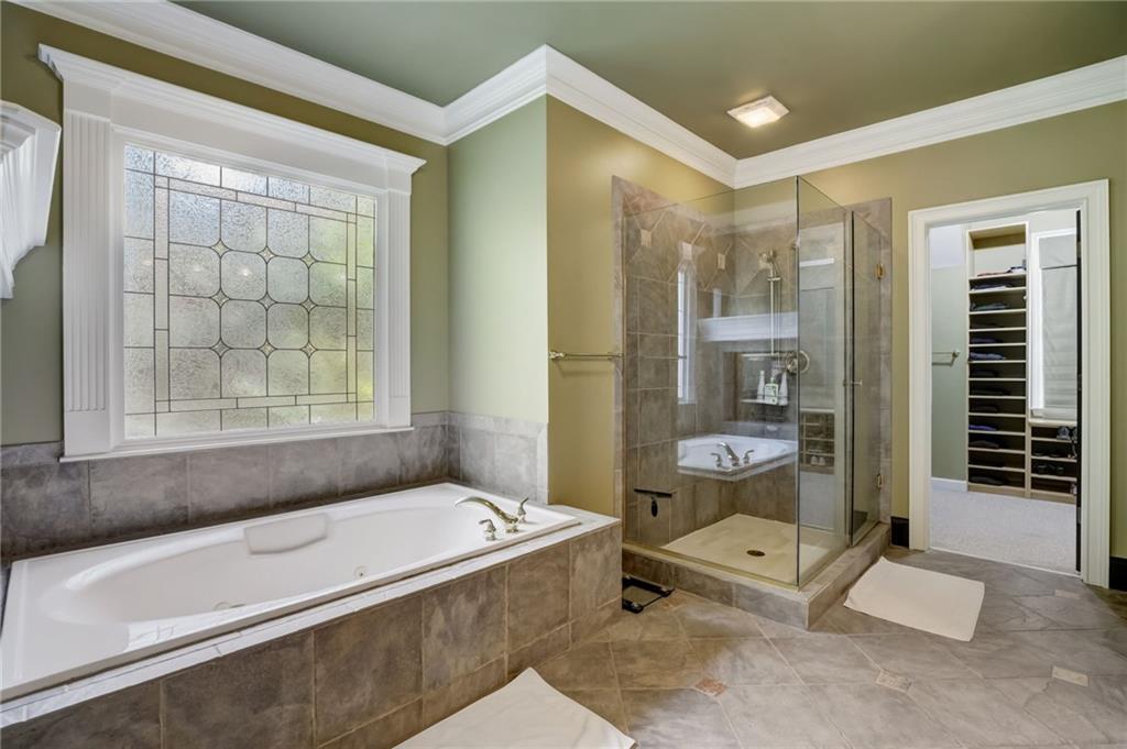 1968 Grace Arbor Court NE