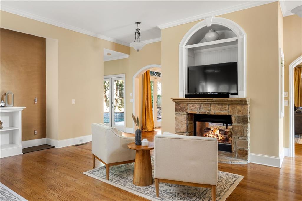 1968 Grace Arbor Court NE