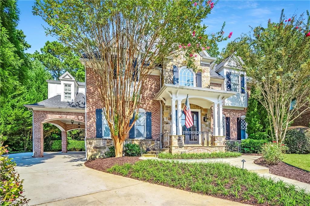 1968 Grace Arbor Court NE
