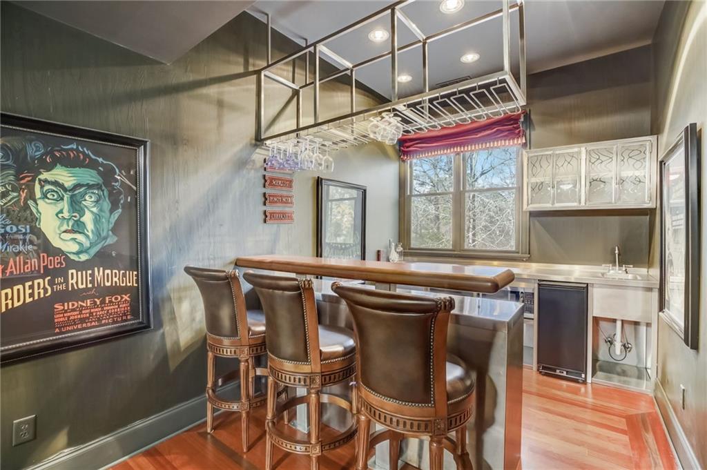 1968 Grace Arbor Court NE
