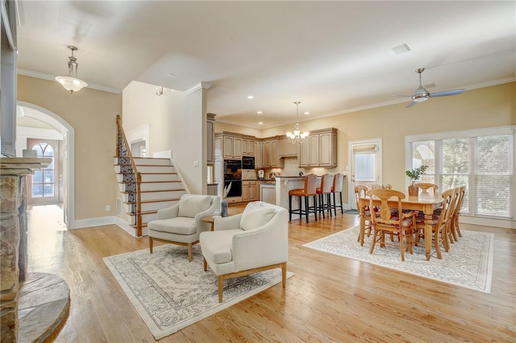 1968 Grace Arbor Court NE