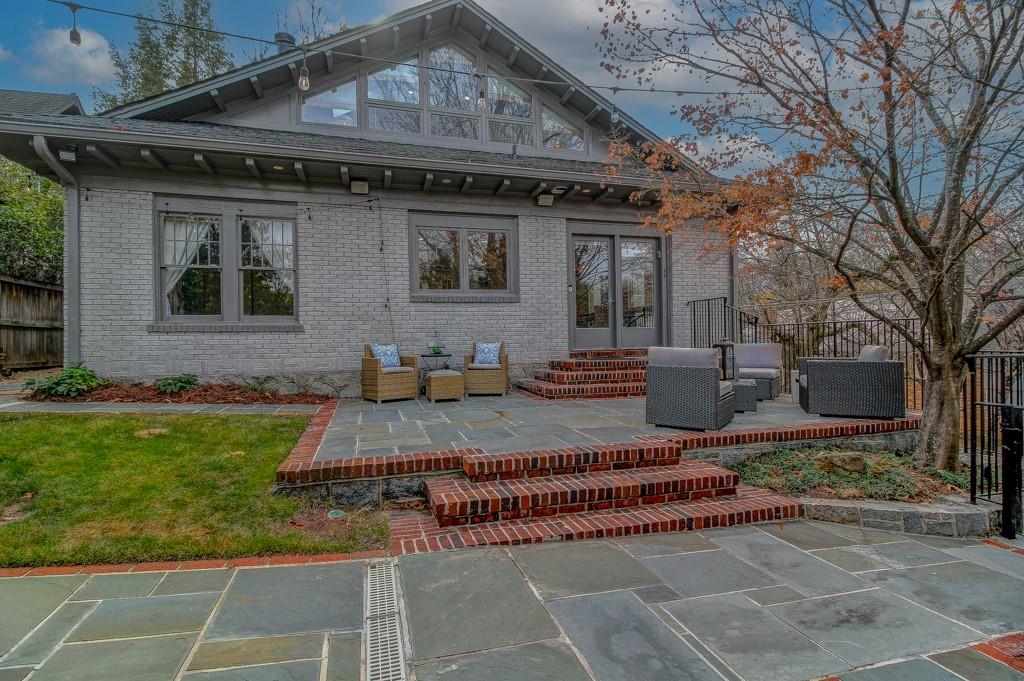 936 Virginia Avenue NE