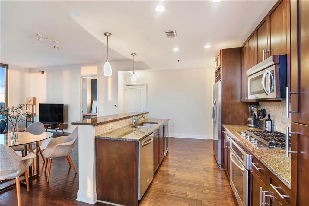 270 17th Street NW Unit 2610