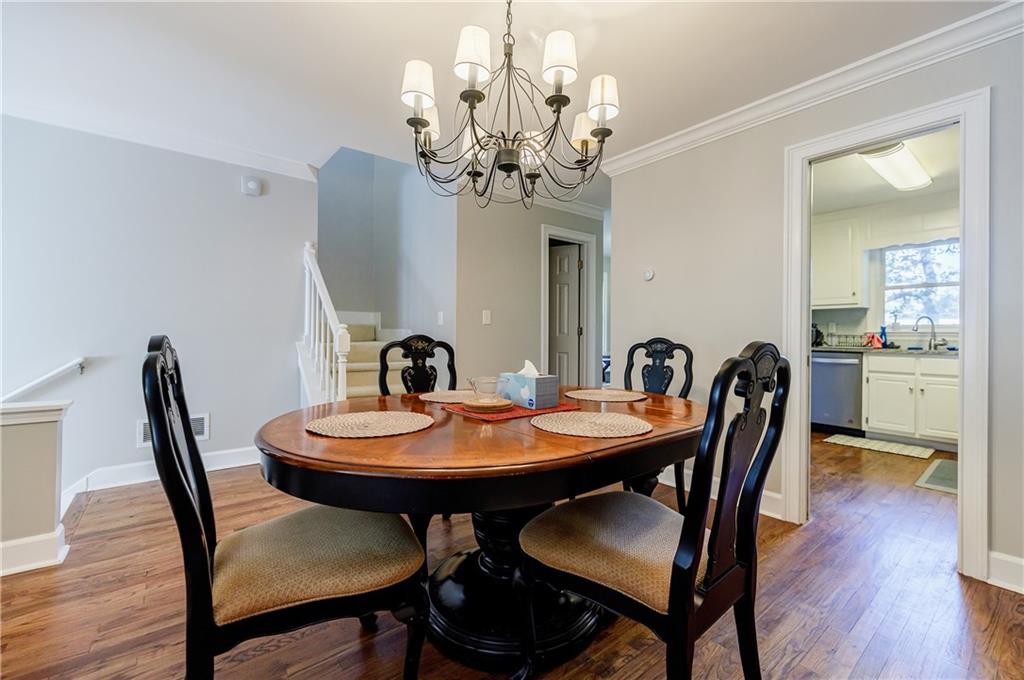 2402 Charleston Oaks Lane