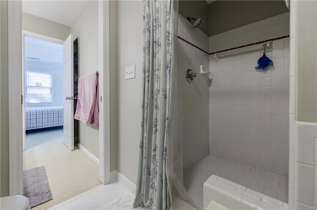 2402 Charleston Oaks Lane