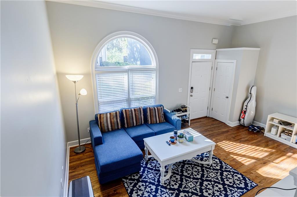 2402 Charleston Oaks Lane