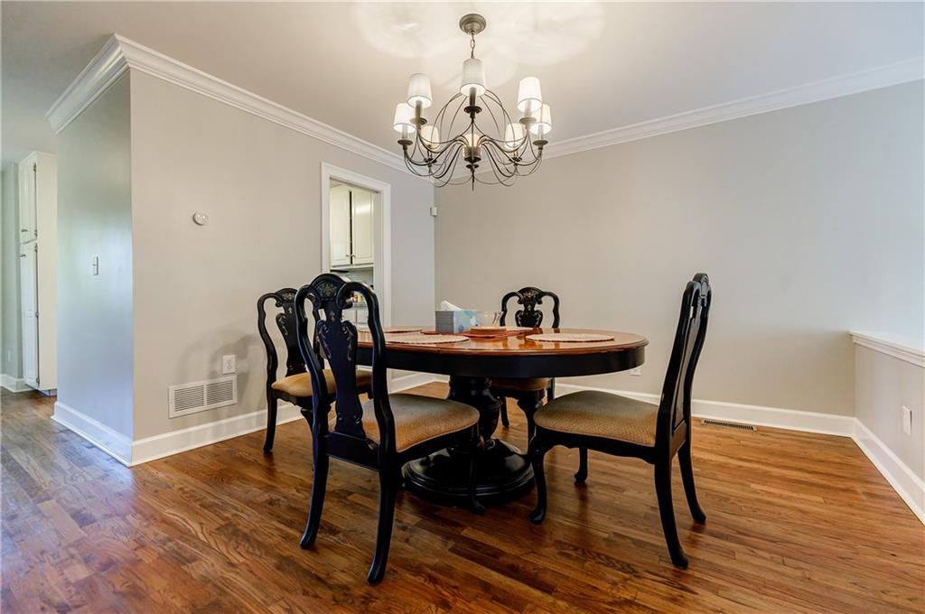 2402 Charleston Oaks Lane