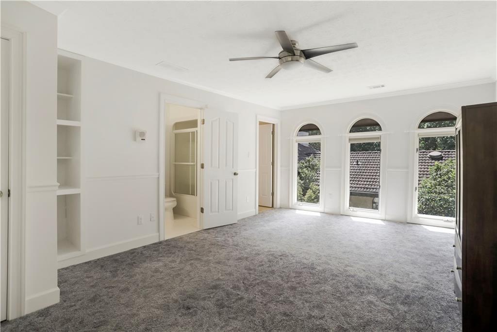 205 North Drive