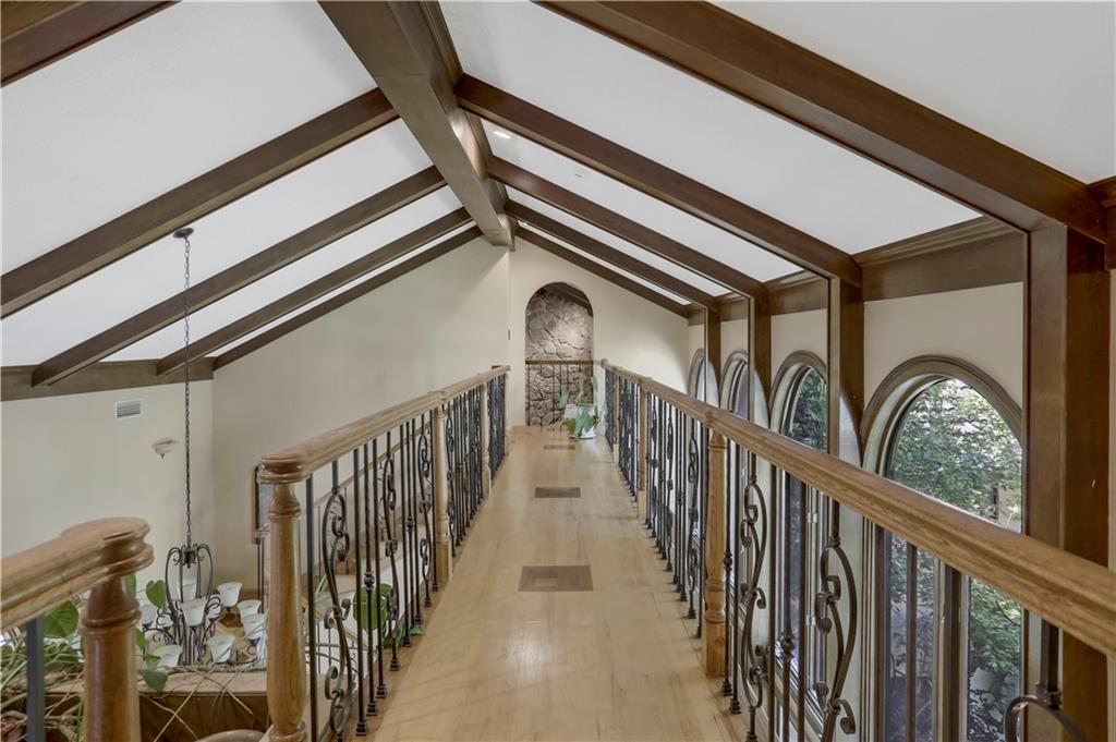 205 North Drive