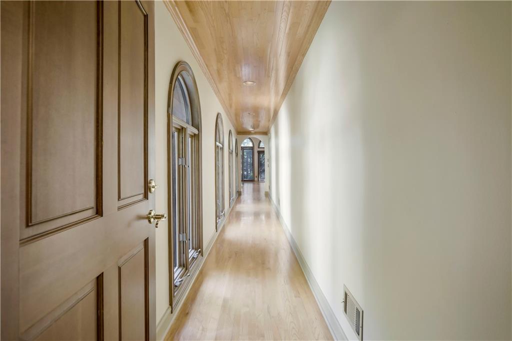 205 North Drive