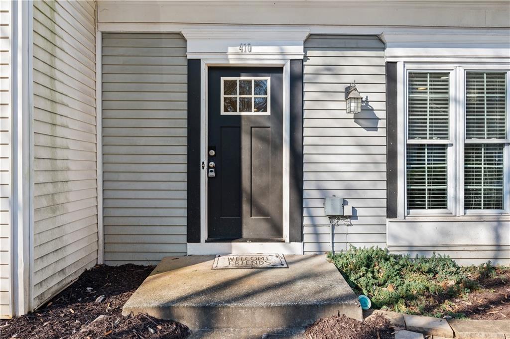 410 Wedgewood Way