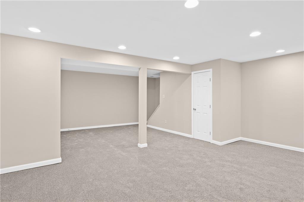 410 Wedgewood Way
