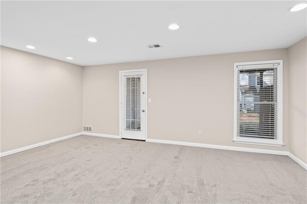 410 Wedgewood Way