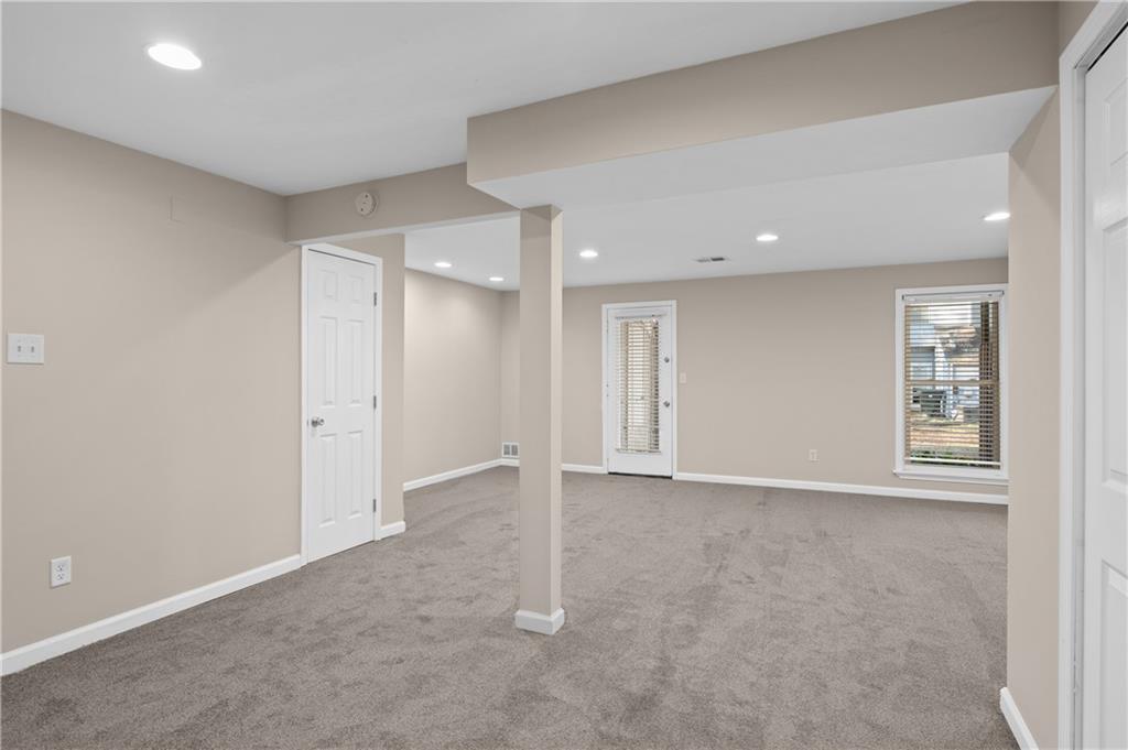 410 Wedgewood Way