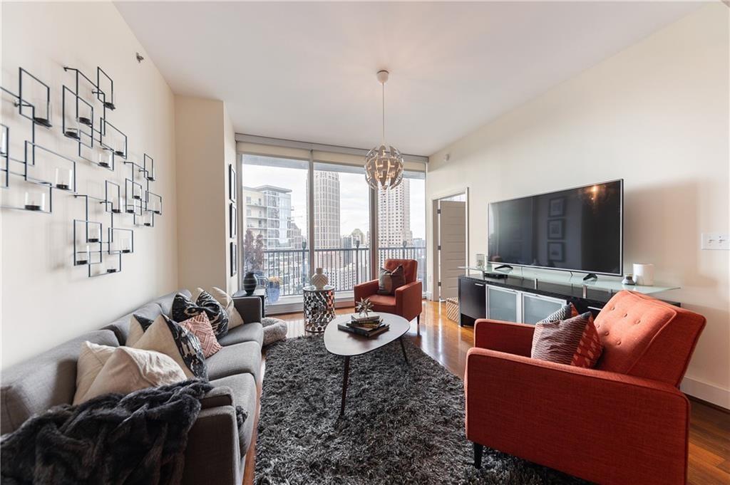 1080 Peachtree Street NE Unit 1815