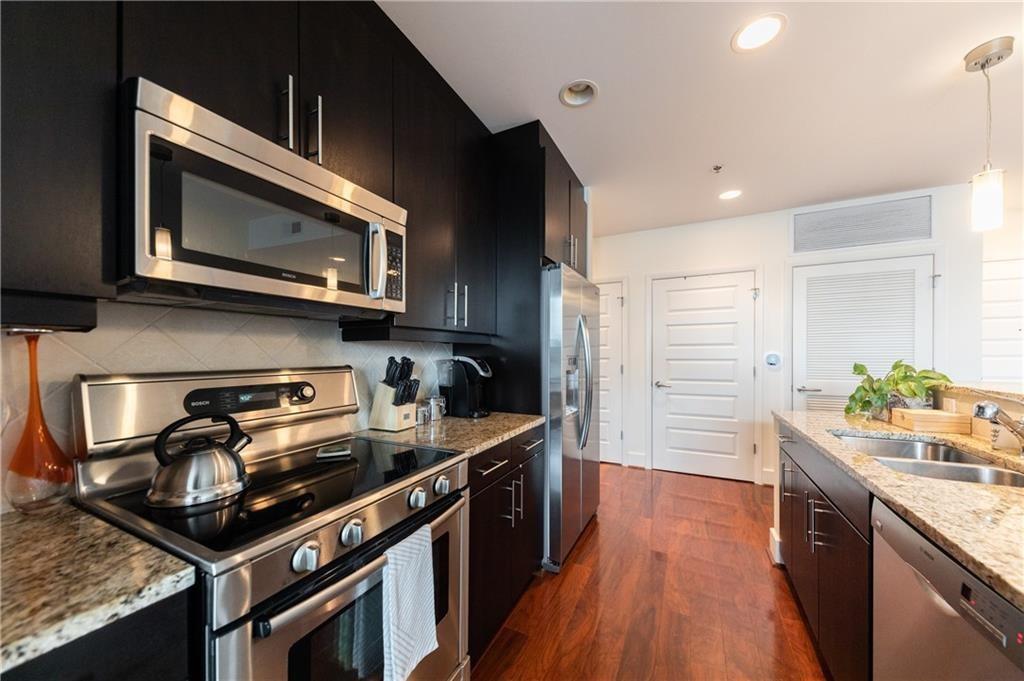 1080 Peachtree Street NE Unit 1815