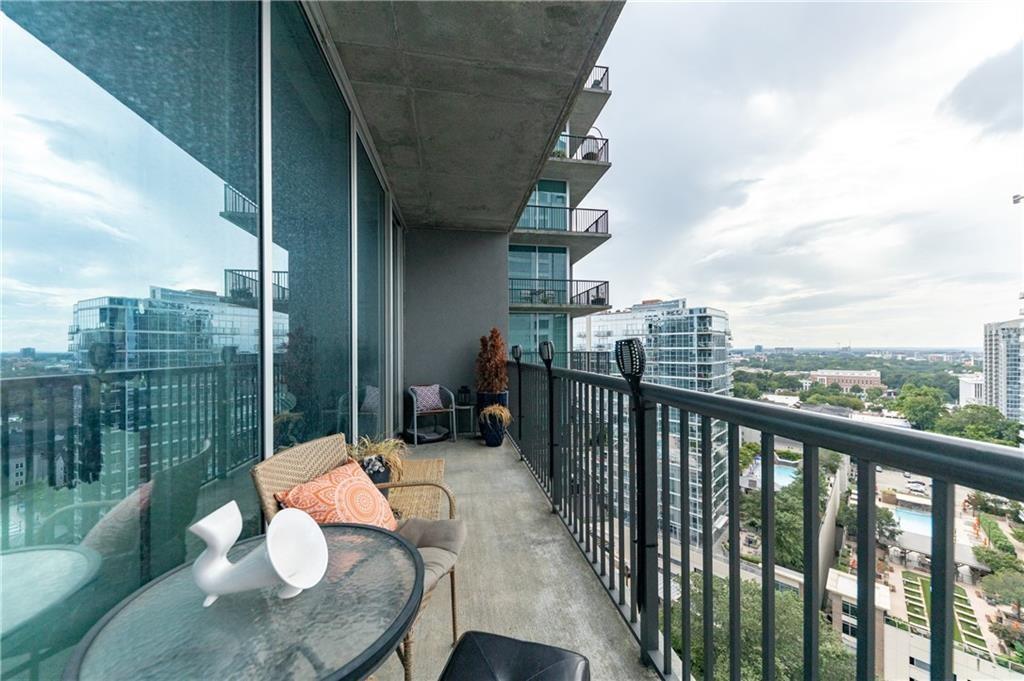1080 Peachtree Street NE Unit 1815