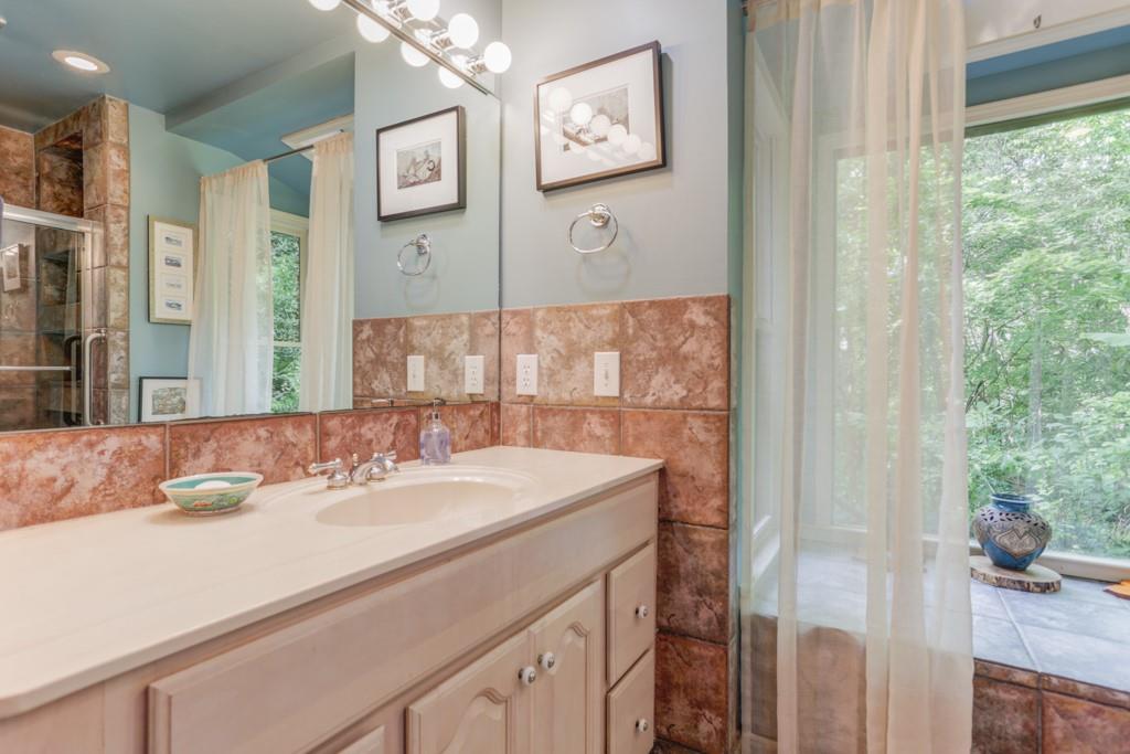1144 Evergreen Drive