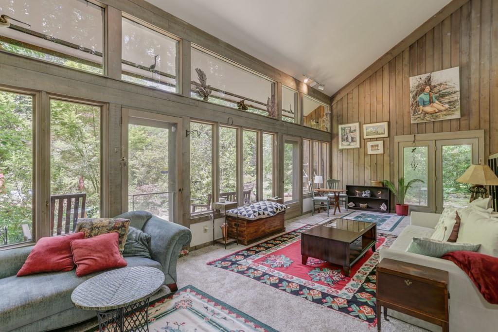 1144 Evergreen Drive