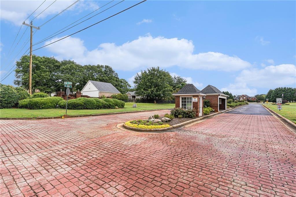 40 Pintail Way
