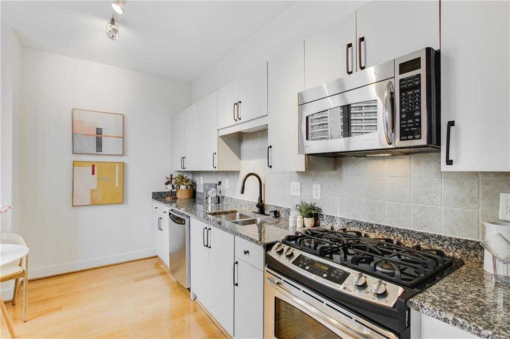 2626 Peachtree Road NW Unit 608
