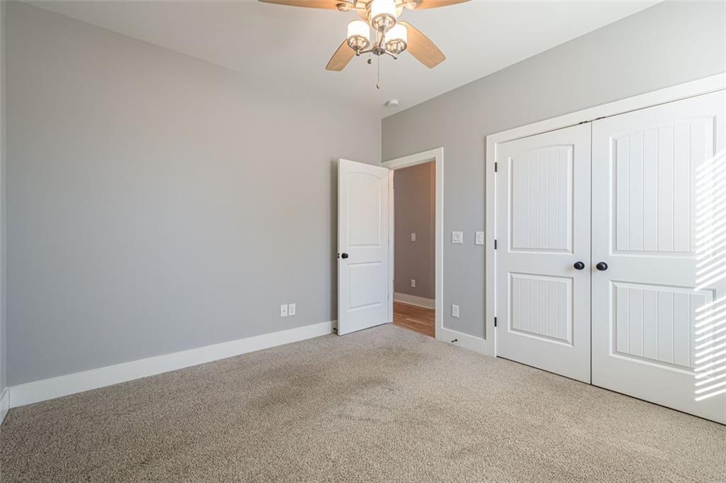 4 Flagstone Court SE
