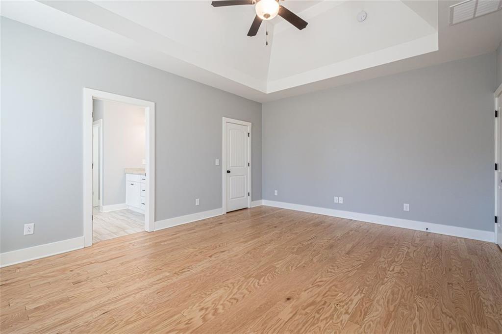 4 Flagstone Court SE