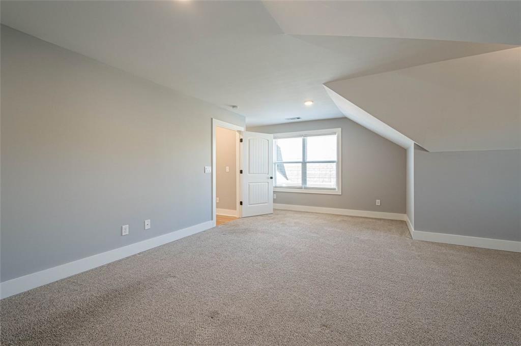 4 Flagstone Court SE