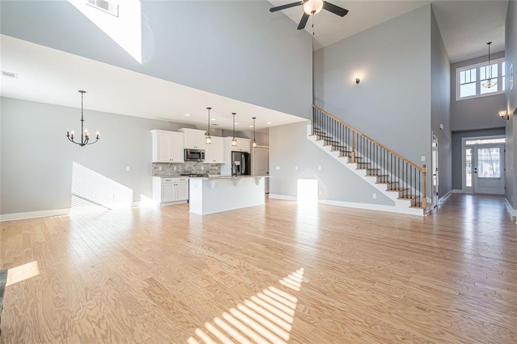 4 Flagstone Court SE