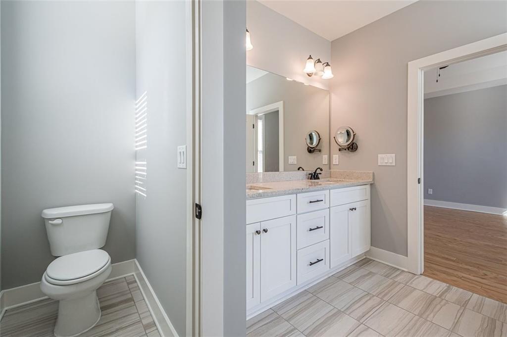 4 Flagstone Court SE