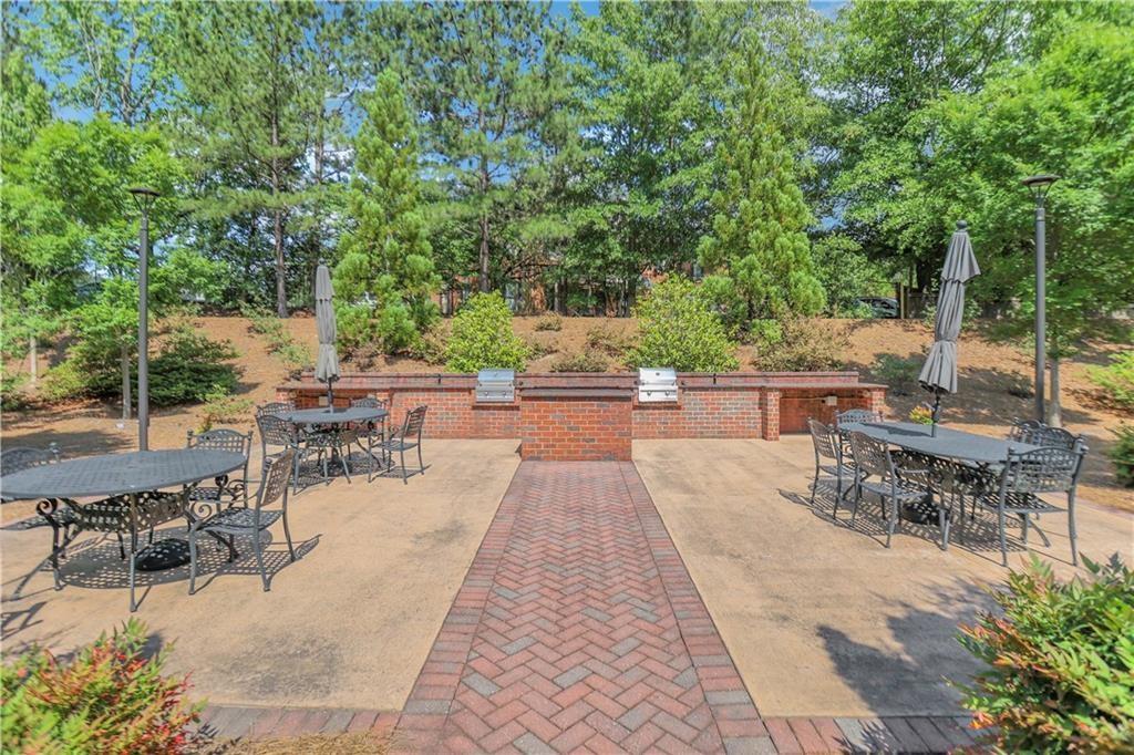 2300 Peachford Road Unit 2206