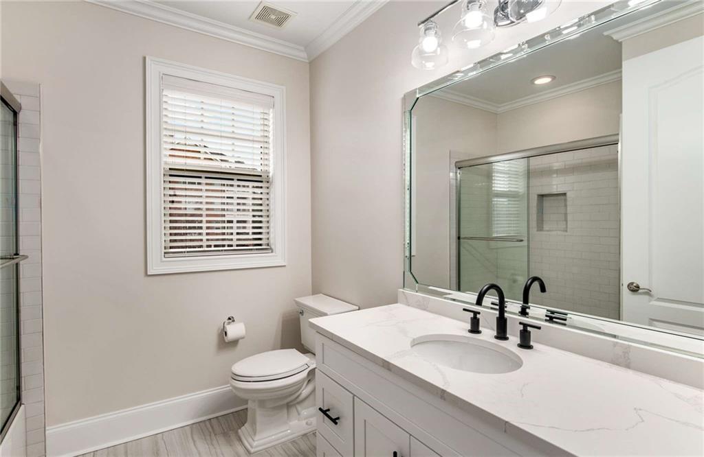 2300 Peachford Road Unit 2206