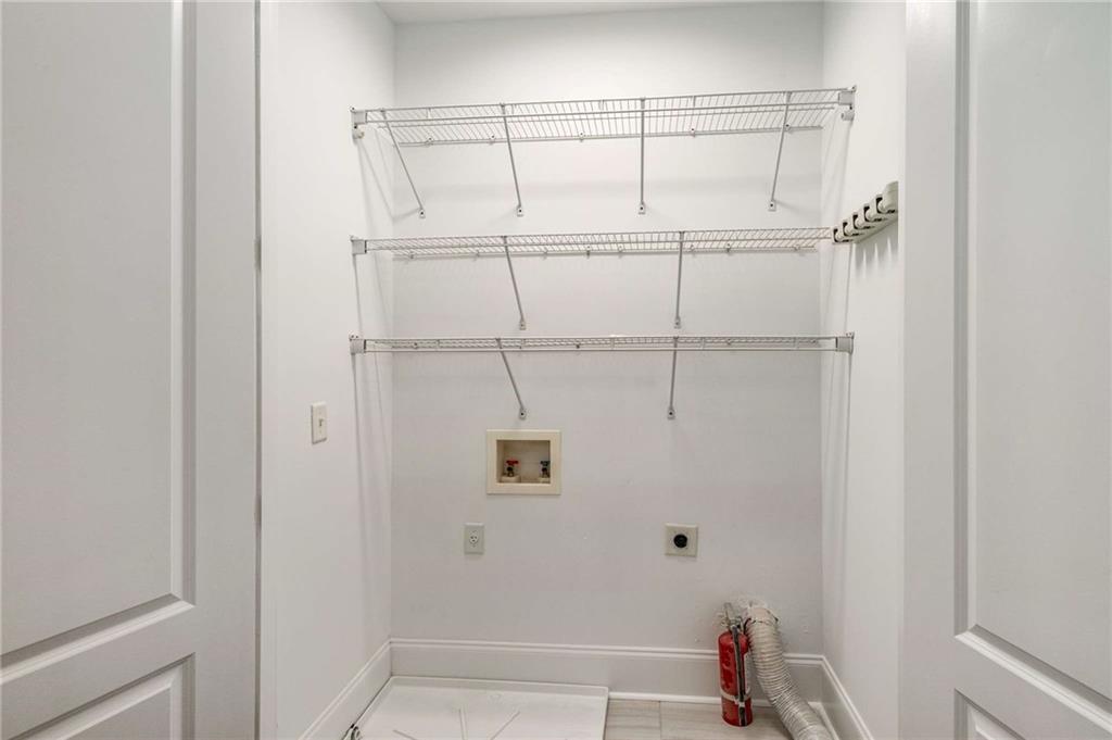 2300 Peachford Road Unit 2206