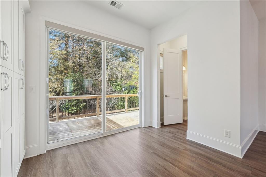 211 Sessions Street