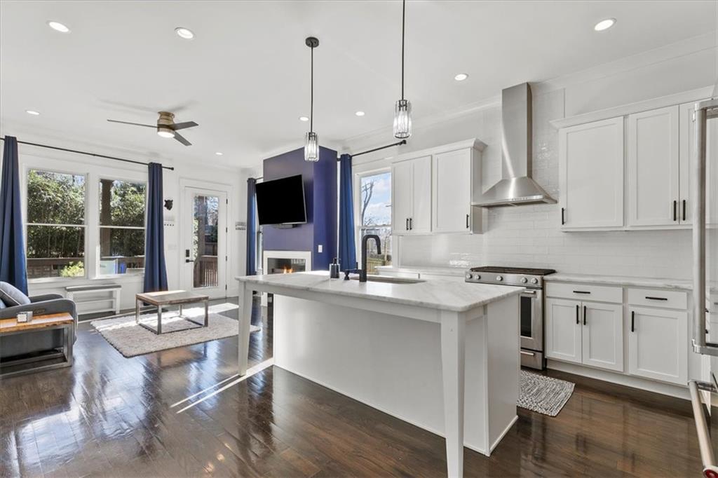 910 Park Avenue SE Unit B
