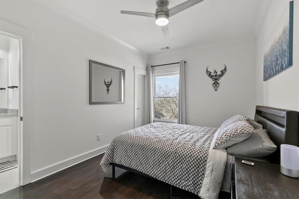 910 Park Avenue SE Unit B