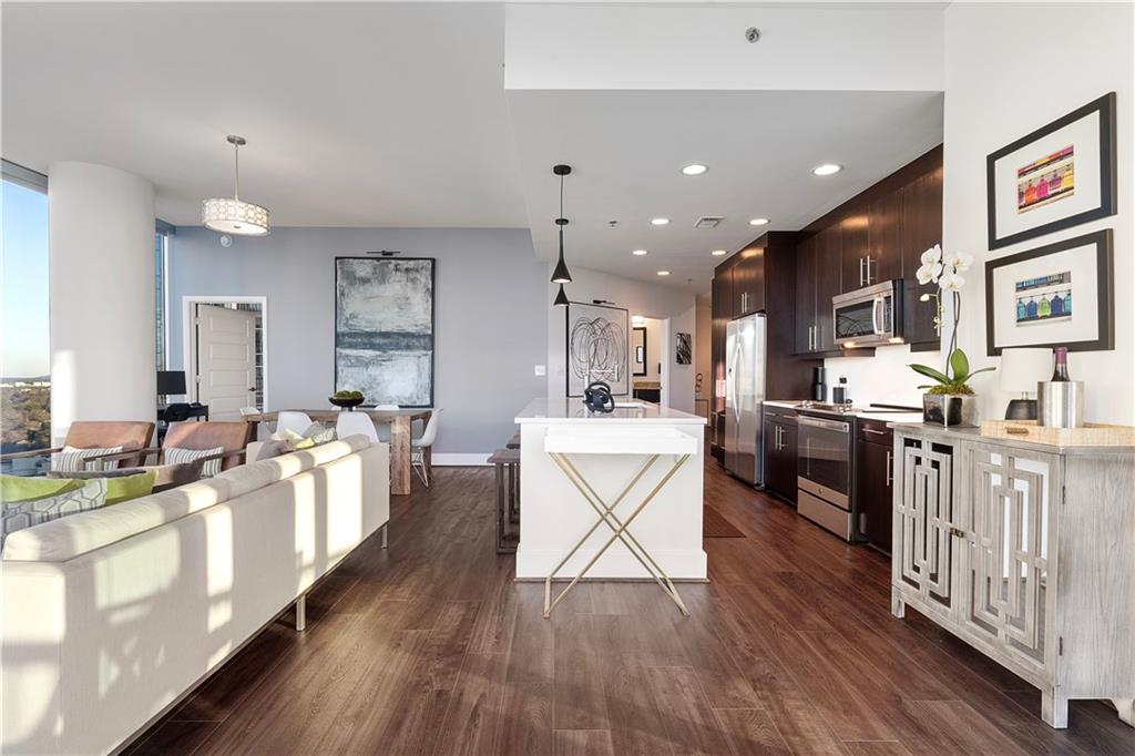 1080 Peachtree Street NE Unit 2902