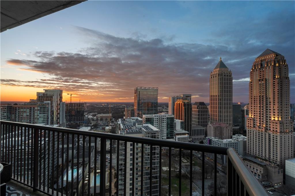 1080 Peachtree Street NE Unit 2902